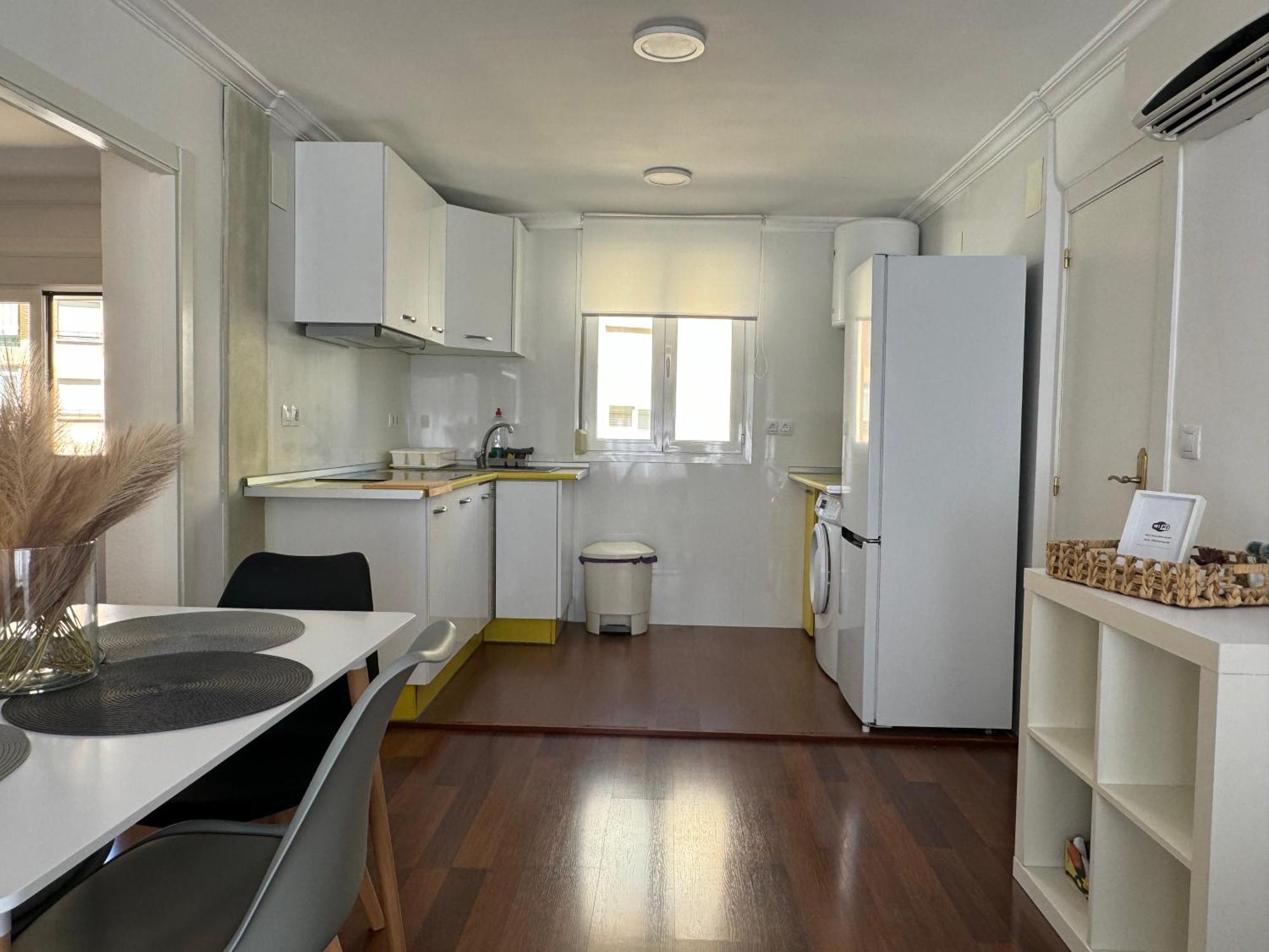 Apartamento Alarcon En Zona Av Espana - Hospital Albacete Exterior photo
